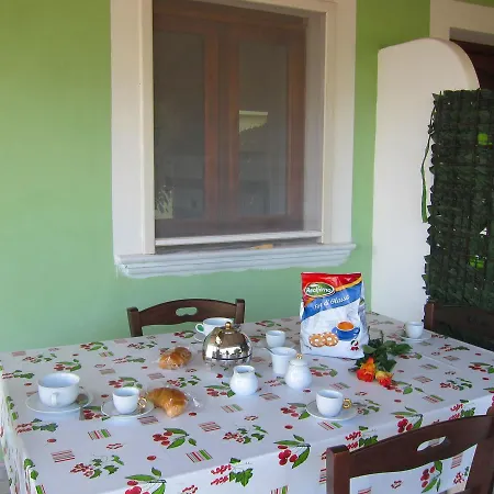 Locazione Turistica Le Castella 7-8 Casa vacanze *